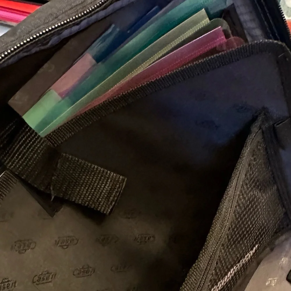NWOT Case it King Size Mighty Zip Tab Black Binder w/ Purple Accessories Insert